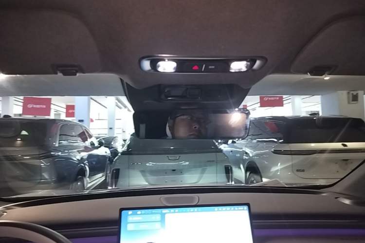 Used XPeng G7 2025 Model—702 Ultra Long Range Headliner
