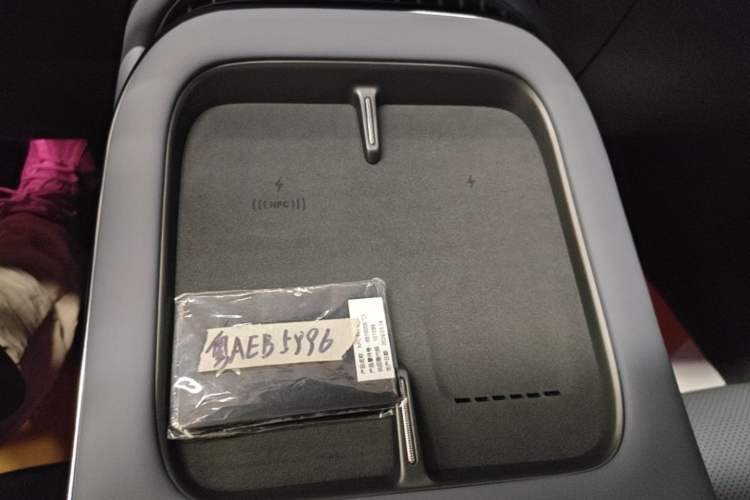 Used XPeng G7 2025 Model—702 Ultra Long Range Interior 1