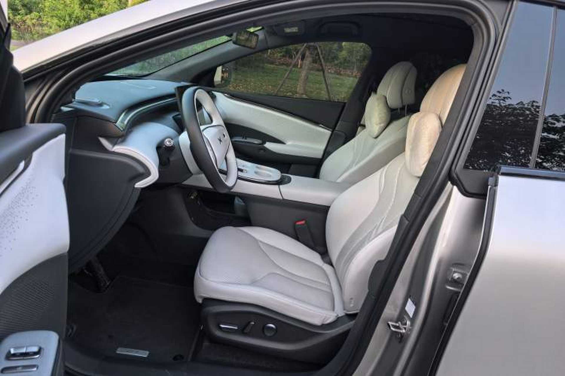 Used XPeng G7 2025 Model—602 Long Range Max Interior 2