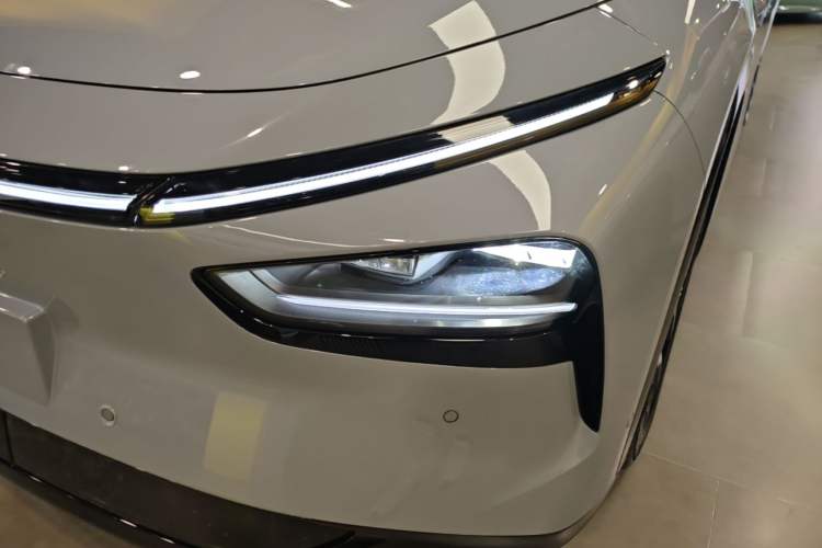Used XPeng G7 2025 Model—702 Ultra Long Range Left Front Headlight
