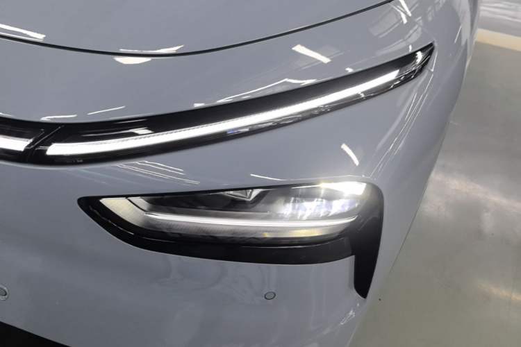 Used XPeng G7 2025 Model—702 Ultra Long Range Left Front Headlight