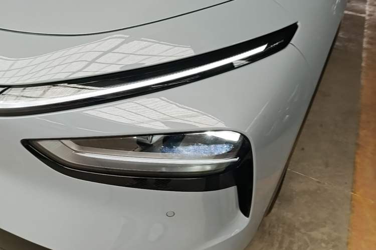 Used XPeng G7 2025 Model—702 Ultra Long Range Left Front Headlight