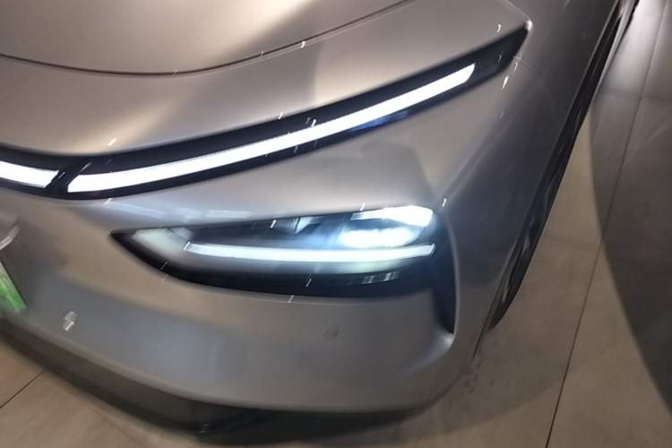 Used XPeng G7 2025 Model—702 Ultra Long Range Left Front Headlight