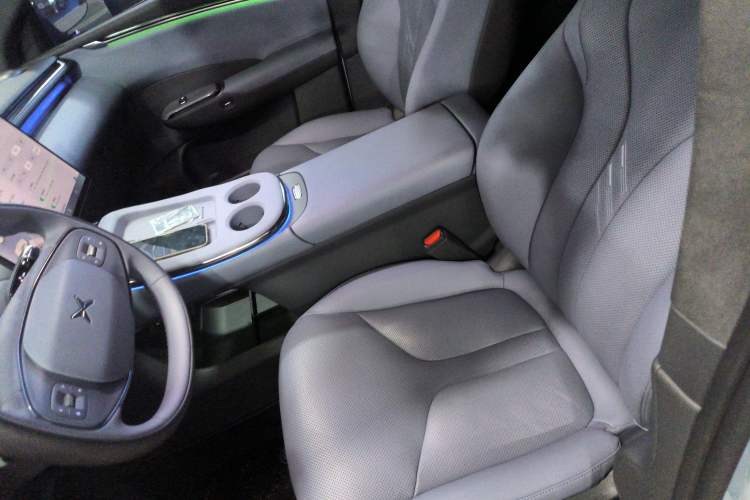 Used XPeng G7 2025 702 Max Left Front Seat