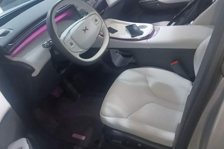 Used XPeng G7 2025 Model—602 Long Range Max Left Front Seat