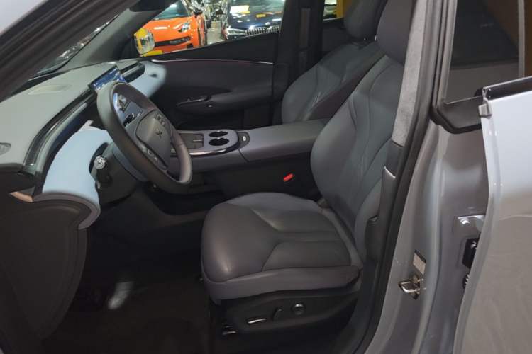 Used XPeng G7 2025 Model—702 Ultra Long Range Left Front Seat