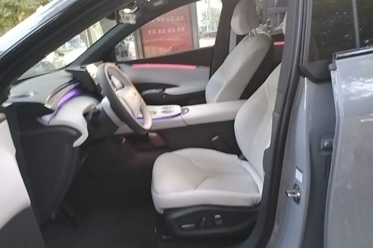 Used XPeng G7 2025 Model—702 Ultra Long Range Left Front Seat