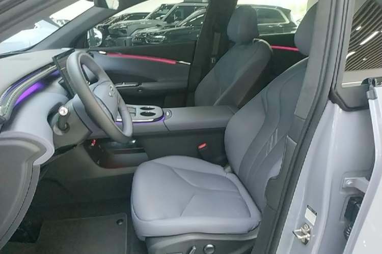 Used XPeng G7 2025 Model—702 Ultra Long Range Left Front Seat