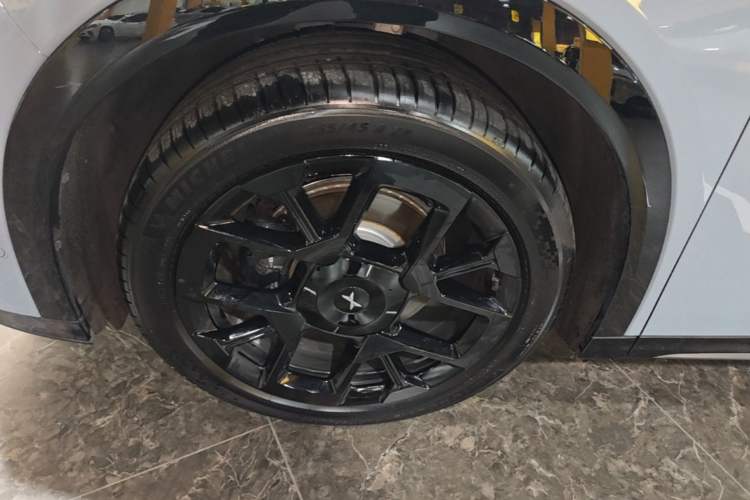 Used XPeng G7 2025 Model—702 Ultra Long Range Left Front Wheel Hub