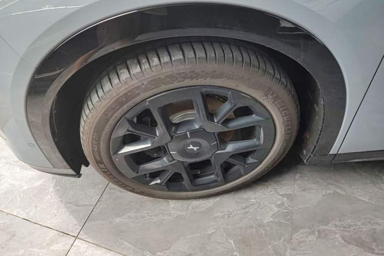 Used XPeng G7 2025 Model—702 Ultra Long Range Left Front Wheel Hub