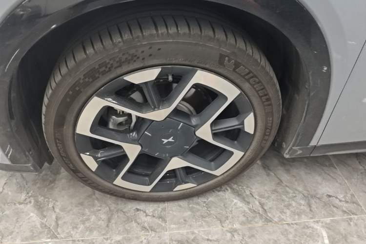 Used XPeng G7 2025 Model—702 Ultra Long Range Left Front Wheel Hub