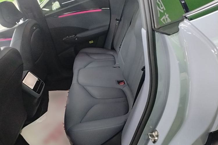 Used XPeng G7 2025 Model—702 Ultra Long Range Left Rear Seat
