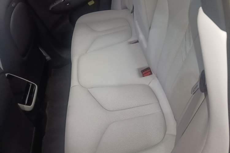 Used XPeng G7 2025 Model—602 Long Range Max Left Rear Seat