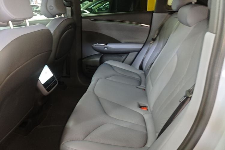 Used XPeng G7 2025 Model—702 Ultra Long Range Left Rear Seat