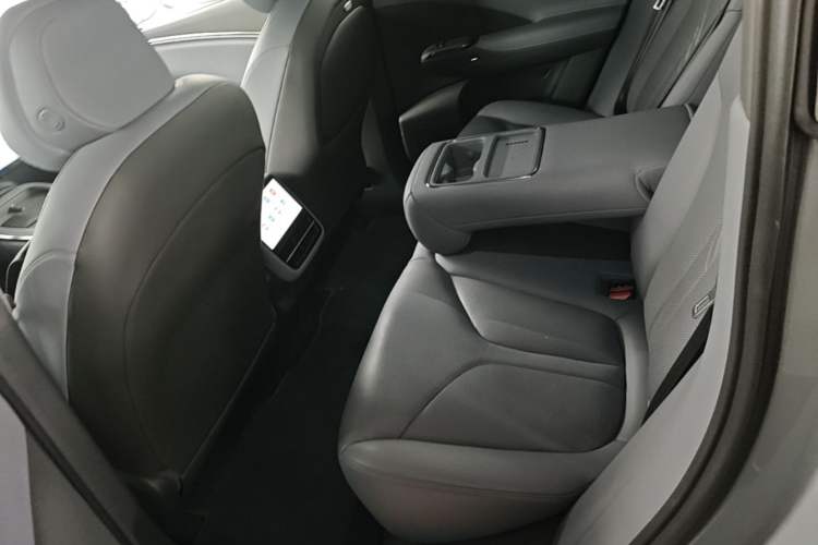 Used XPeng G7 2025 Model—702 Ultra Long Range Left Rear Seat