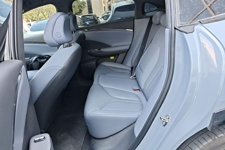 Used XPeng G7 2025 Model—702 Ultra Long Range Left Rear Seat