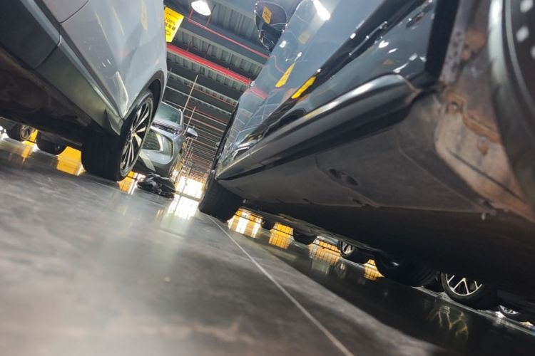 Used XPeng G7 2025 Model—702 Ultra Long Range Left Side Sill