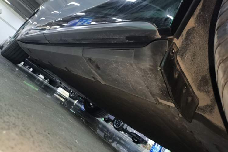 Used XPeng G7 2025 Model—702 Ultra Long Range Left Side Sill