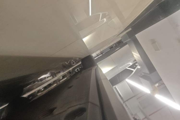 Used XPeng G7 2025 Model—602 Long Range Max Left Side Sill