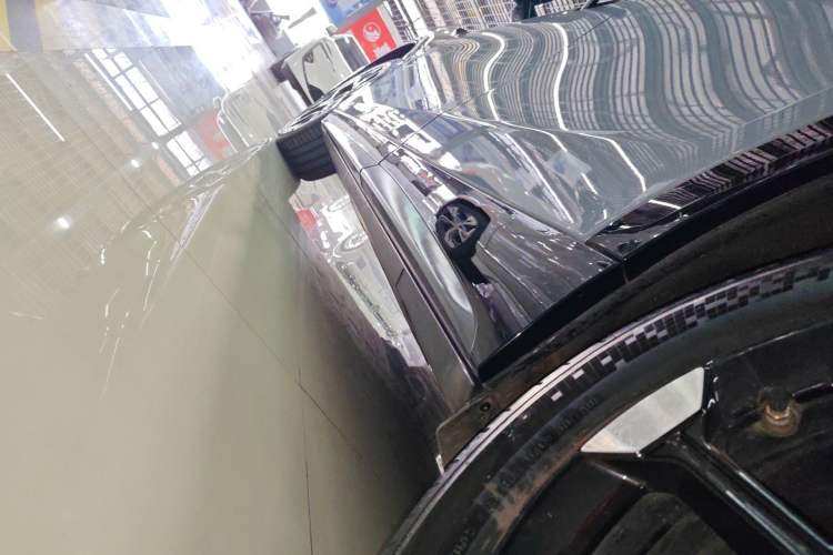 Used XPeng G7 2025 Model—702 Ultra Long Range Left Side Sill