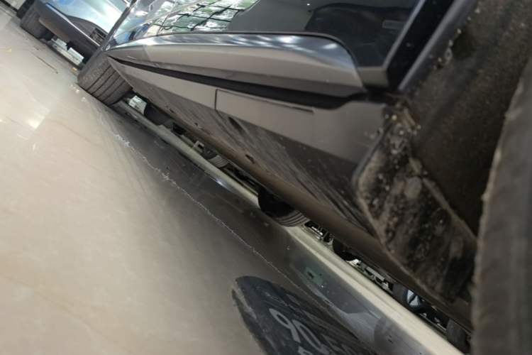 Used XPeng G7 2025 702 Max Left Side Sill