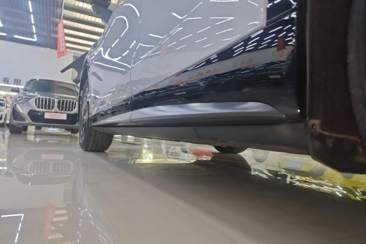 Used XPeng G7 2025 702 Max Left Side Sill
