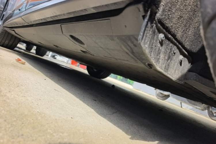 Used XPeng G7 2025 Model—602 Long Range Max Left Side Sill