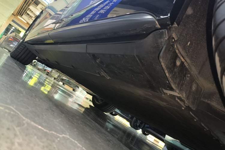 Used XPeng G7 2025 Model—702 Ultra Long Range Left Side Sill