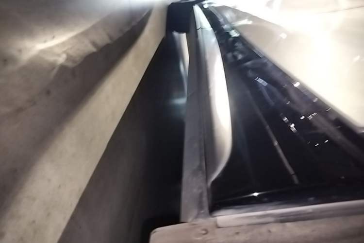Used XPeng G7 2025 Model—702 Ultra Long Range Left Side Sill