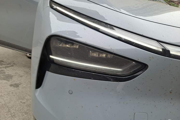 Used XPeng G7 2025 Model—702 Ultra Long Range Right Front Headlight