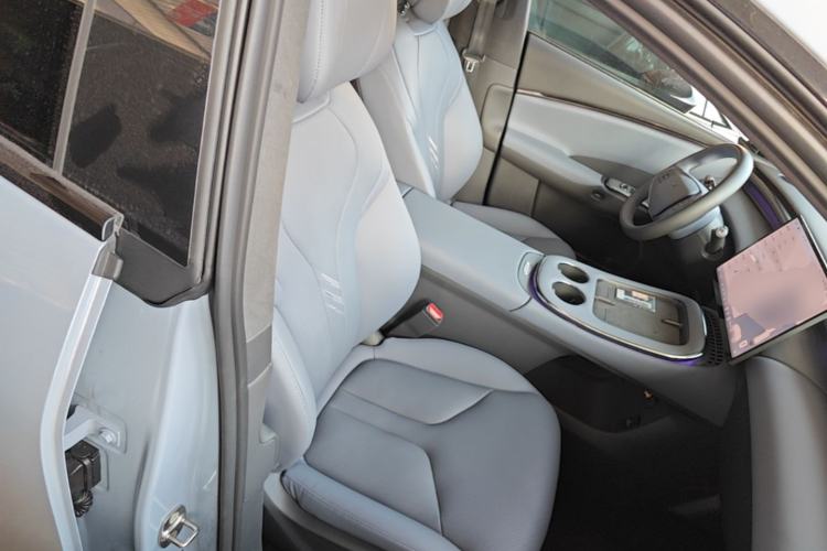 Used XPeng G7 2025 Model—702 Ultra Long Range Right Front Seat