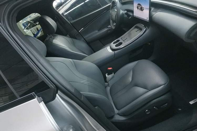 Used XPeng G7 2025 702 Max Right Front Seat