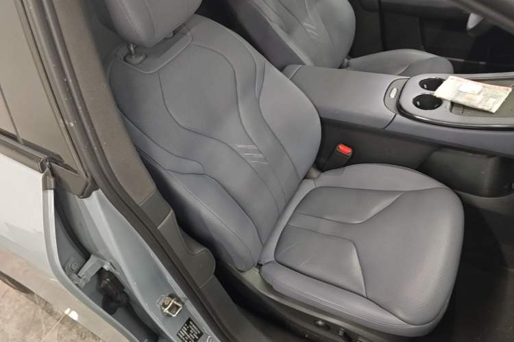 Used XPeng G7 2025 Model—702 Ultra Long Range Right Front Seat