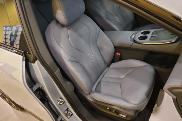 Used XPeng G7 2025 Model—702 Ultra Long Range Right Front Seat