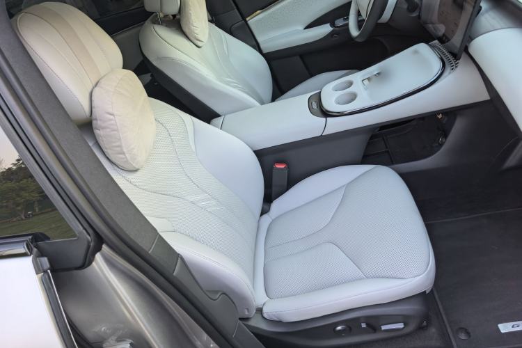 Used XPeng G7 2025 Model—602 Long Range Max Right Front Seat