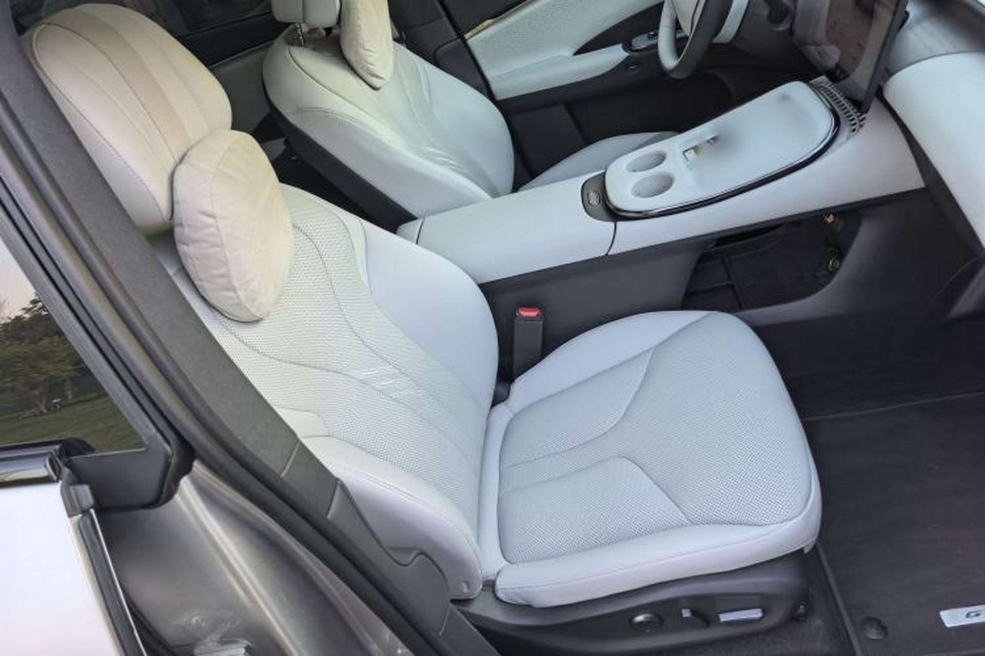 Used XPeng G7 2025 Model—602 Long Range Max Right Front Seat