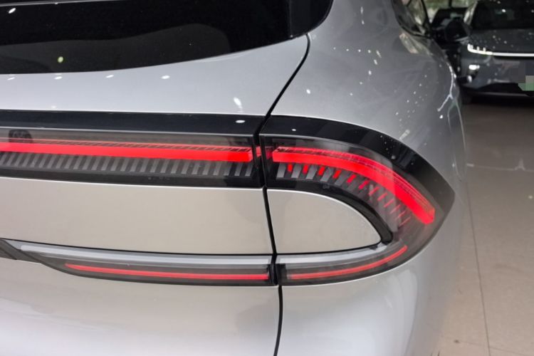 Used XPeng G7 2025 702 Max Right Rear Taillight