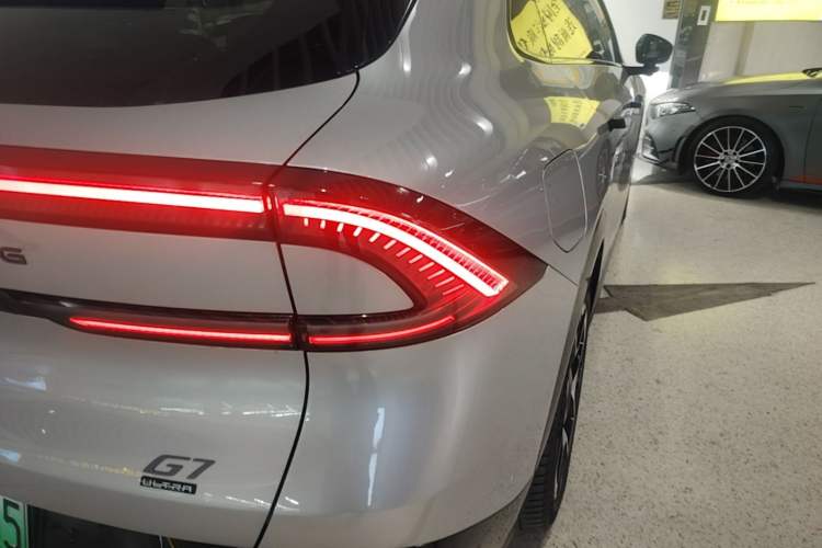 Used XPeng G7 2025 Model—702 Ultra Long Range Right Rear Taillight