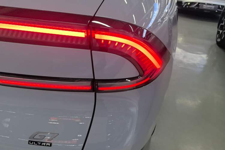 Used XPeng G7 2025 Model—702 Ultra Long Range Right Rear Taillight