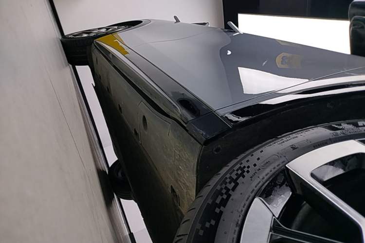 Used XPeng G7 2025 Model—702 Ultra Long Range Right Side Sill