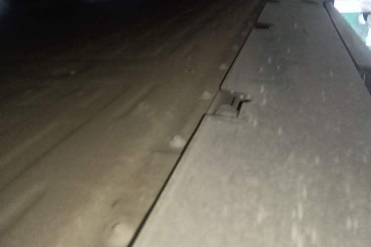 Used XPeng G7 2025 Model—602 Long Range Max Right Side Sill
