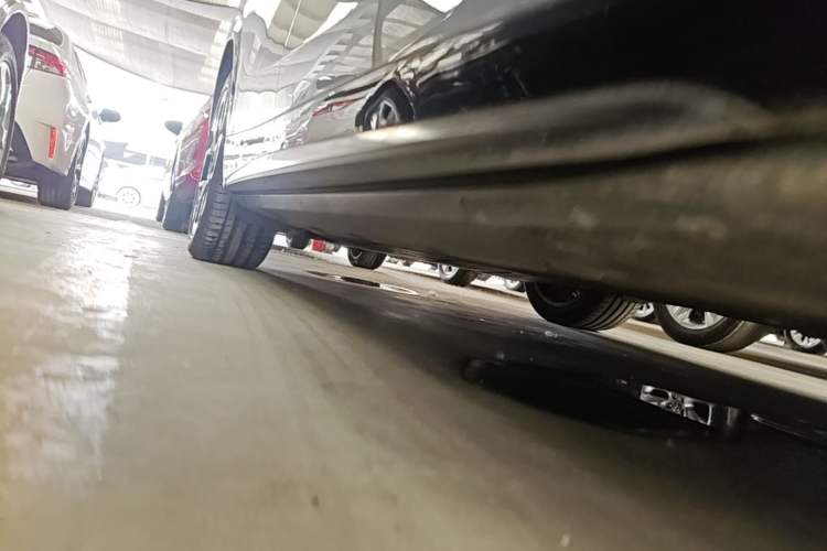 Used XPeng G7 2025 Model—702 Ultra Long Range Right Side Sill