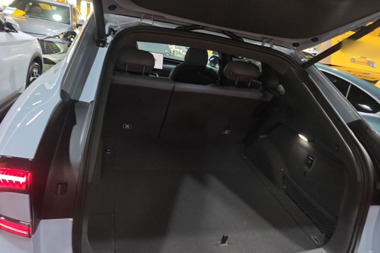 Used XPeng G7 2025 Model—702 Ultra Long Range Trunk