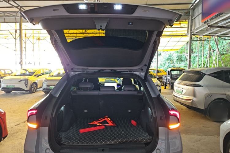 Used XPeng G7 2025 702 Max Trunk