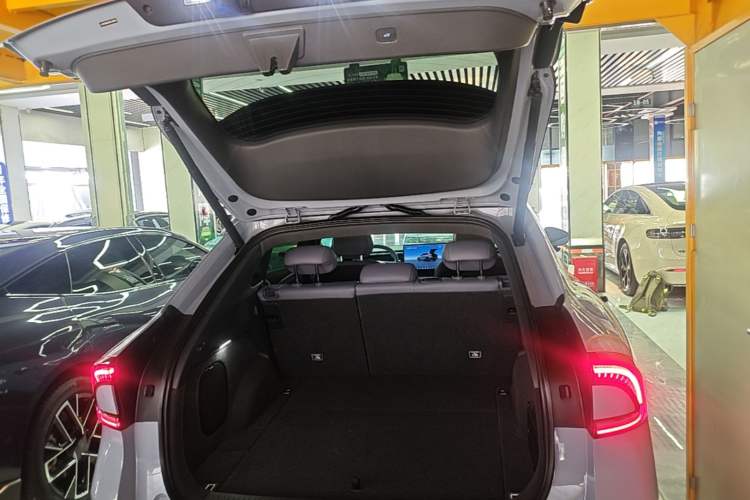 Used XPeng G7 2025 Model—702 Ultra Long Range Trunk