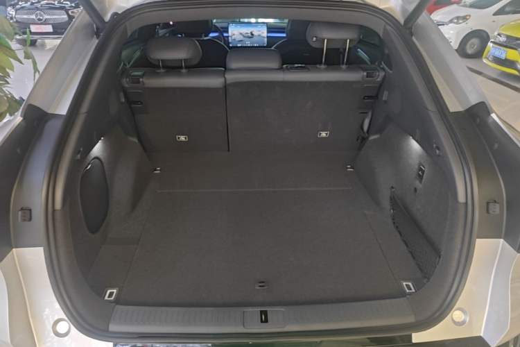 Used XPeng G7 2025 702 Max Trunk