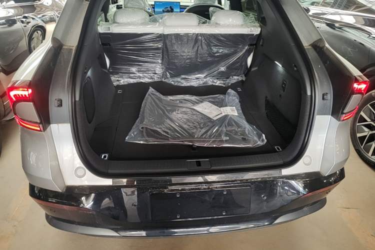 Used XPeng G7 2025 702 Max Trunk