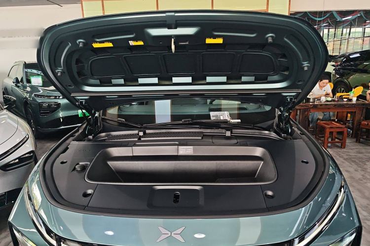Used XPeng G7 2025 702 Max Engine Bay