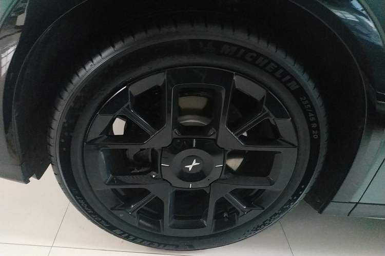Used XPeng G7 2025 702 Max Exterior 7