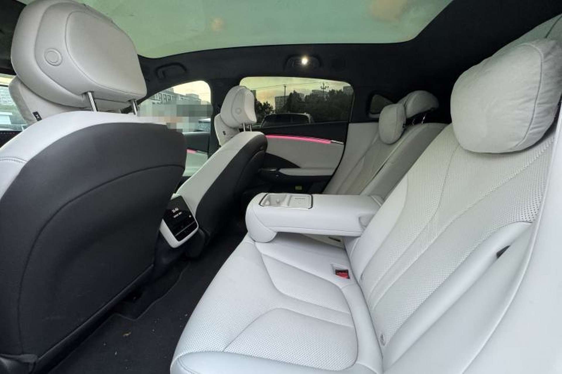 Used XPeng G7 2025 Model—702 Ultra Long Range Interior 1